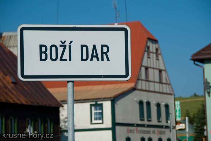 Na Božím Daru roste nový snowboardový areál
